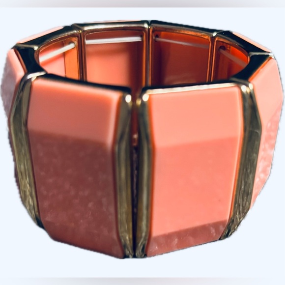 LOFT | STRETCH | CHUNKY | BLOCK | BRACELET |
CREAMSICLE | GOLD | OSFA | - Picture 3 of 13